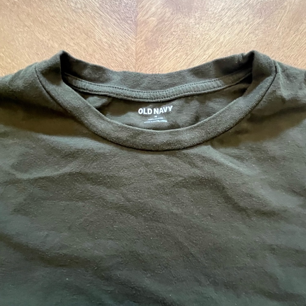 Old Navy Dark Green Long Sleeve Tee – Size M - Picture 2 of 8
